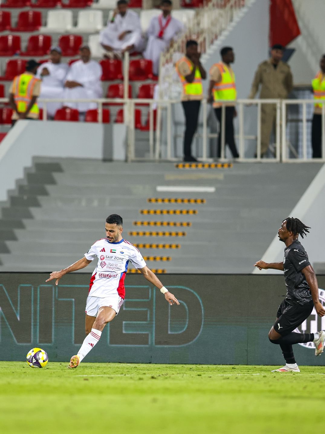 يونايتد يفوز على الشارقة ويتأهل لربع نهائي كأس رئيس الدولة